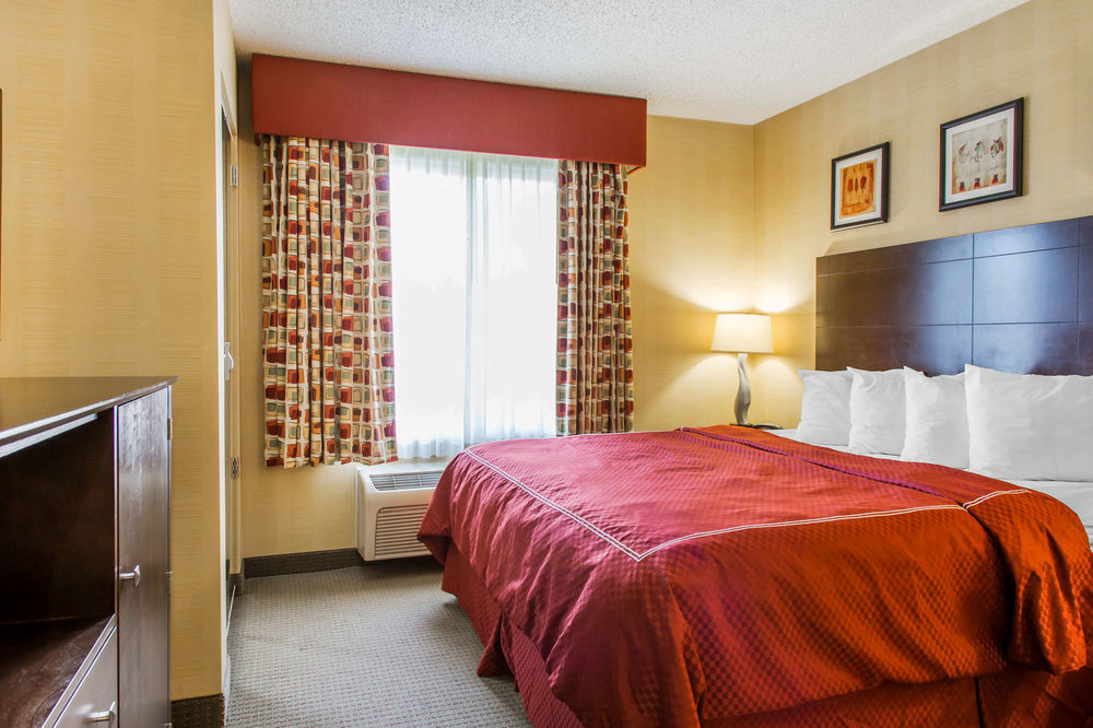 Quality Suites Stratford Exterior foto