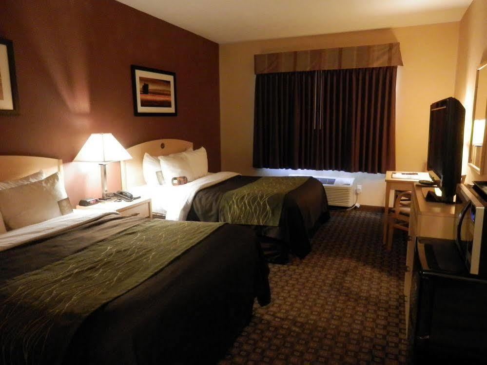 Quality Suites Stratford Exterior foto